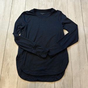 Athleta Uptempo long sleeve top